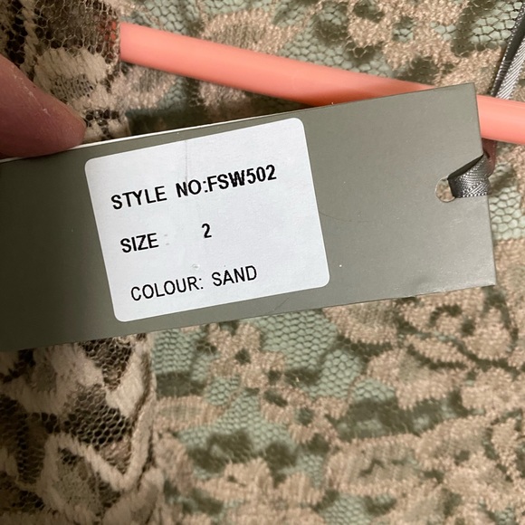 2 NWT/SAGA SHEER FLORAL EMBROIDERED CARDIGANS SIZES 2 & 3 - Picture 3 of 7